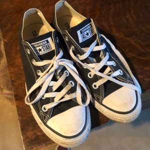 Black converse